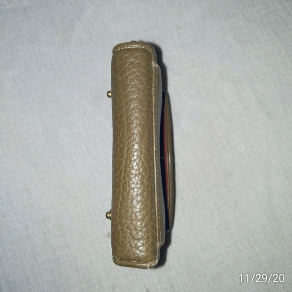 Vtg Dooney & Bourke AWL zip along wallet self trim - Picture 4 of 15